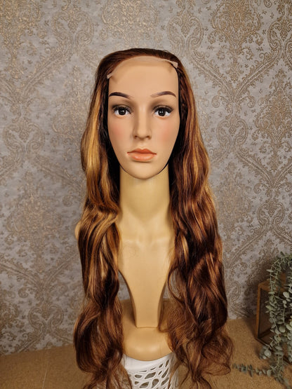 Perücke 28" 70cm wellig mit Closure 4x4 Farbe P4/27Diosa Extensions Haarverlängerungen