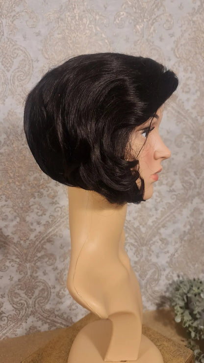 Perücke Pixi Cut mit Closure 4x4 Farbe 1bDiosa Extensions Haarverlängerungen
